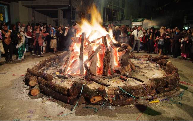 Το έθιμο της Τζαμάλας αναβιώνει σήμερα στον Άγιο Δημήτριο