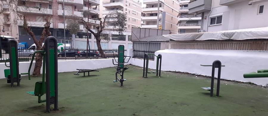 Συντήρηση στα όργανα γυμναστικής και μικροεπισκευές έγιναν στο πάρκο των οδών Θουκυδίδου και Σόλωνος 