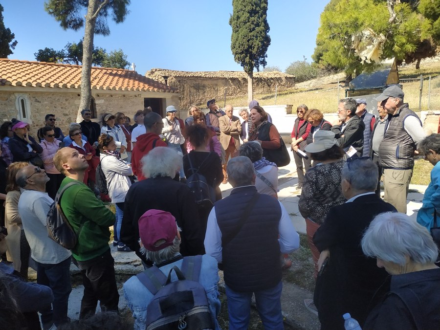 Με επιτυχία πραγματοποιήθηκε ο αρχαιολογικός περίπατος στην περιοχή των Τραχώνων