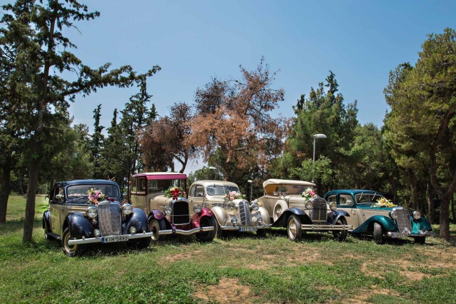 Με ένα συλλεκτικό αυτοκίνητο από το Ariantique Classic Cars οι σημαντικές σας στιγμές γίνονται ακόμα πιο ξεχωριστές 