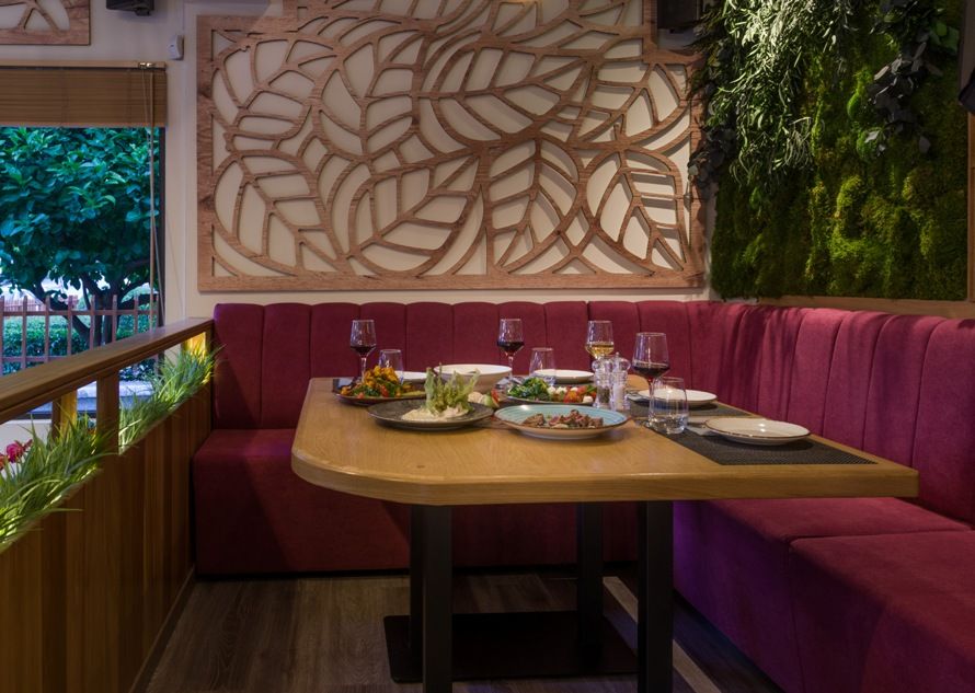 Bebi’s: Το εστιατόριο του Αλίμου προσφέρει υπέροχη ατμόσφαιρα και παρουσιάζει την ελληνική κουζίνα αλλιώς