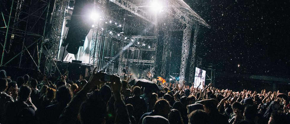 Παλαιό Φάληρο: Τι απαντά ο δήμος σχετικά με την όχληση από τις συναυλίες στην Πλατεία Νερού
