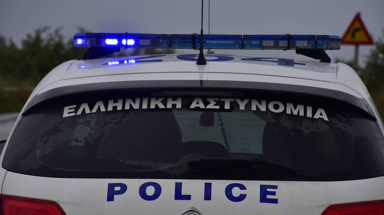 Λ. Βουλιαγμένης: Καταδρομική επίθεση με σφυριά σε καταστήματα