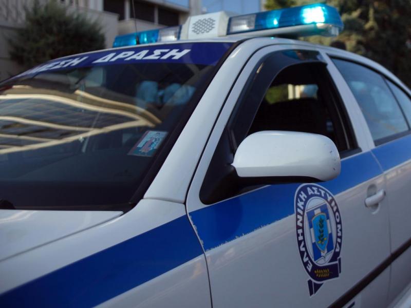 Ομάδα αγνώστων ξυλοκόπησε δεκαπεντάχρονο στη Βούλα