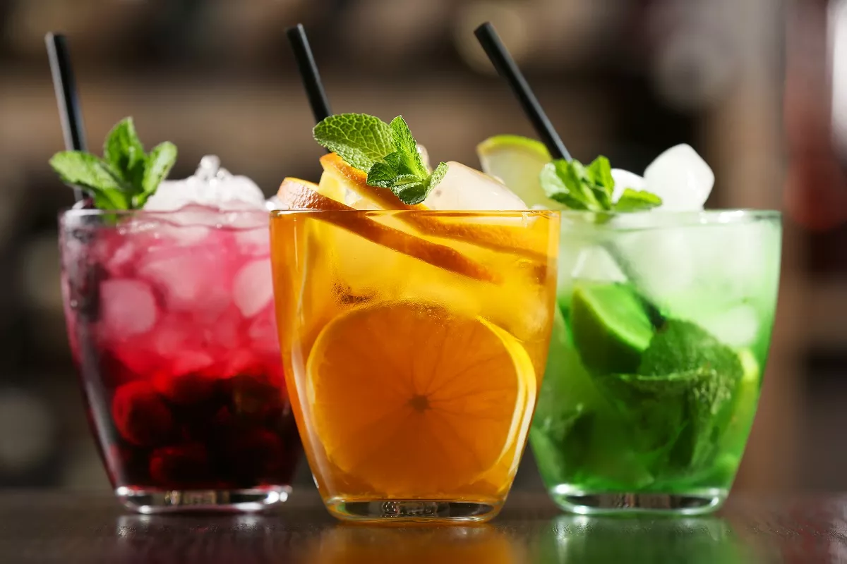 5 εύκολα cocktails με μόλις 3 υλικά