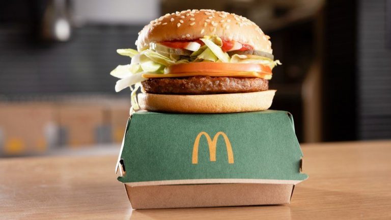 Κλειστά είναι τα McDonald’s της οδού Τιτάνων