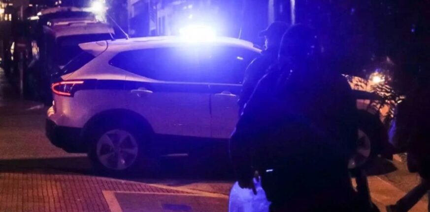 Παλαιό Φάληρο: Έκλεψαν τα κινητά πέντε δεκαπεντάχρονων υπό την απειλή μαχαιριού 