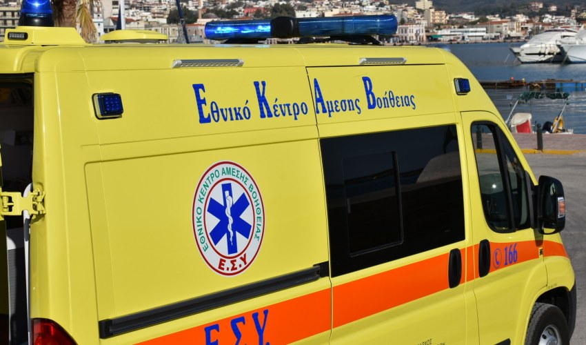 Τροχαία δυστυχήματα στις λεωφόρους Ποσειδώνος και Βουλιαγμένης