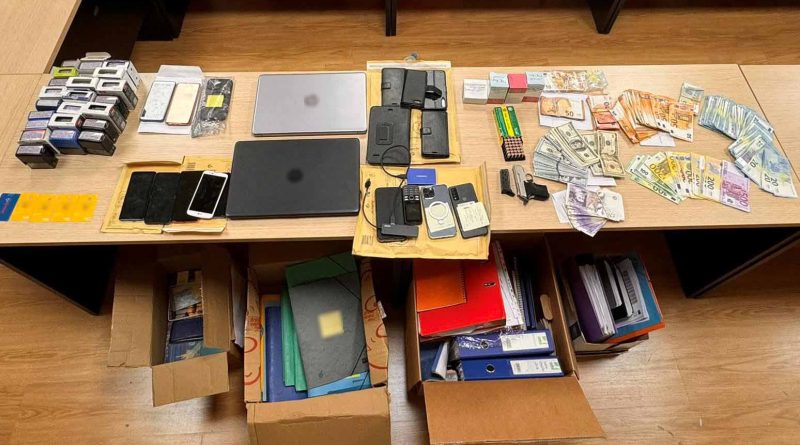 Βούλα: Συνελήφθη επιχειρηματίας ως αρχηγός κυκλώματος παράνομων συνταγογραφήσεων