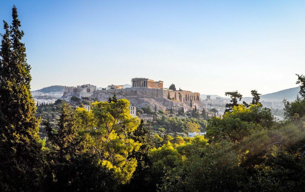 Επιστρέφουν οι δωρεάν ξεναγήσεις σε γειτονιές της Αθήνας – Αναλυτικά το πρόγραμμα