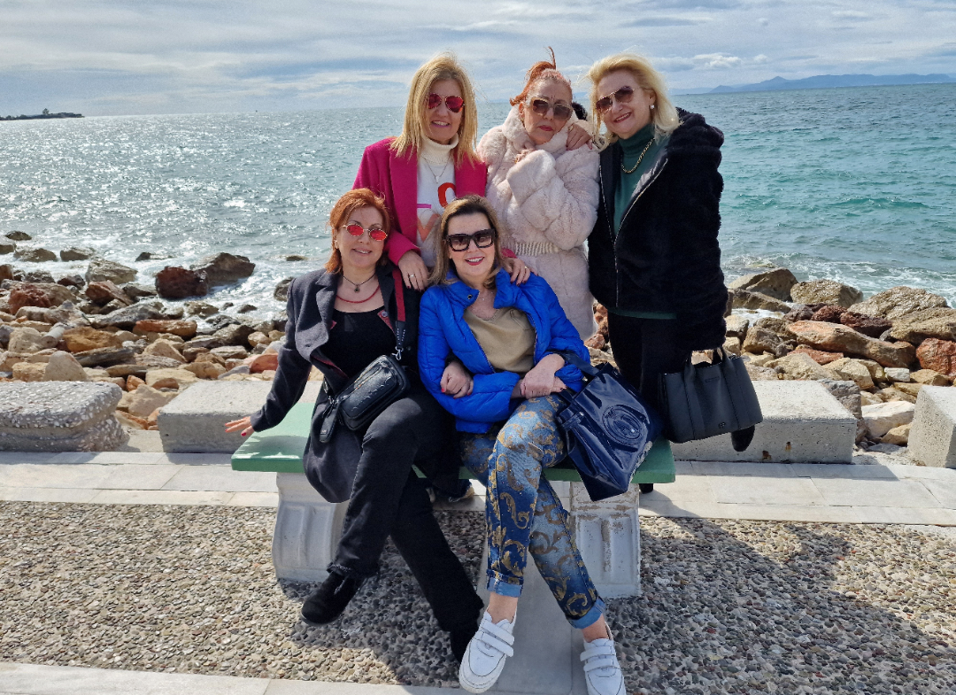 Χρόνια πολλά σε όλες τις γυναίκες