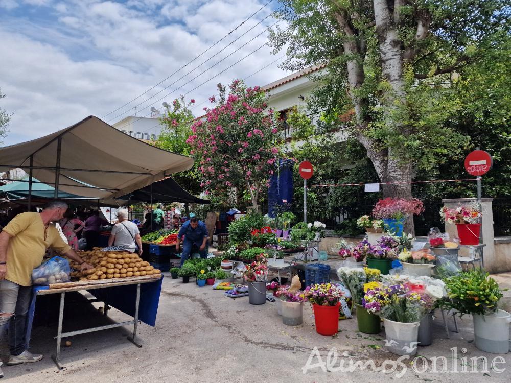 Στην οδό Χειμάρρας «επέστρεψε» η λαϊκή αγορά της Τρίτης στο Καλαμάκι