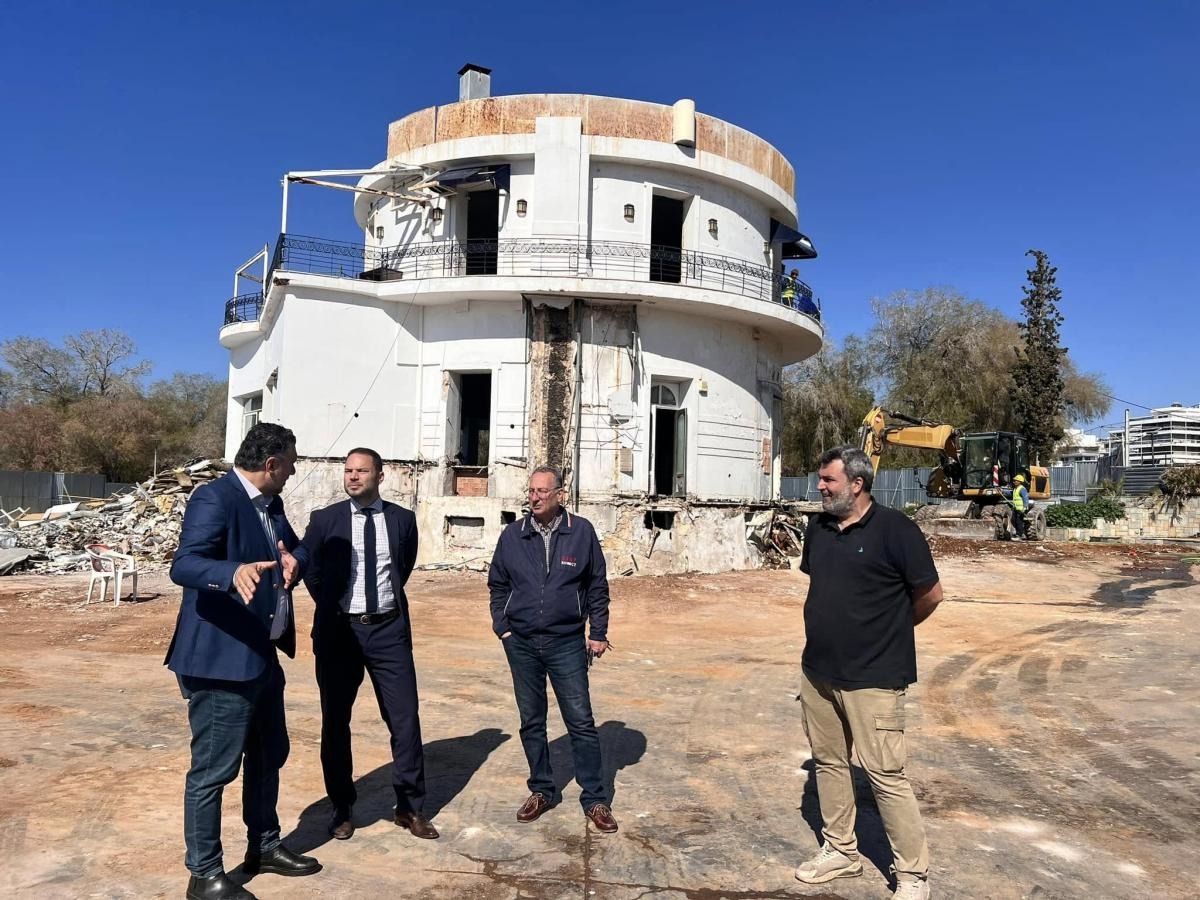 Φλοίσβος: Η εξέλιξη των έργων