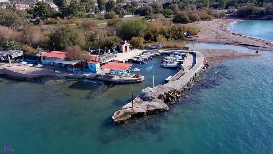 Συζήτηση για τη διατήρηση της γραφικότητας για το Μικρό Λιμανάκι των αλιέων 