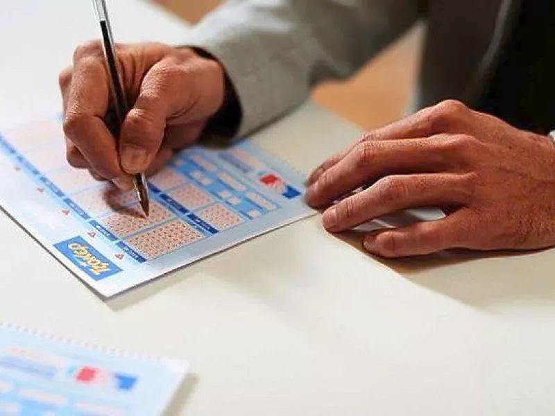 Τζόκερ: Στο Π. Φάληρο το ενα απο τα δύο «χρυσά» δελτία των 14 εκατ. ευρώ