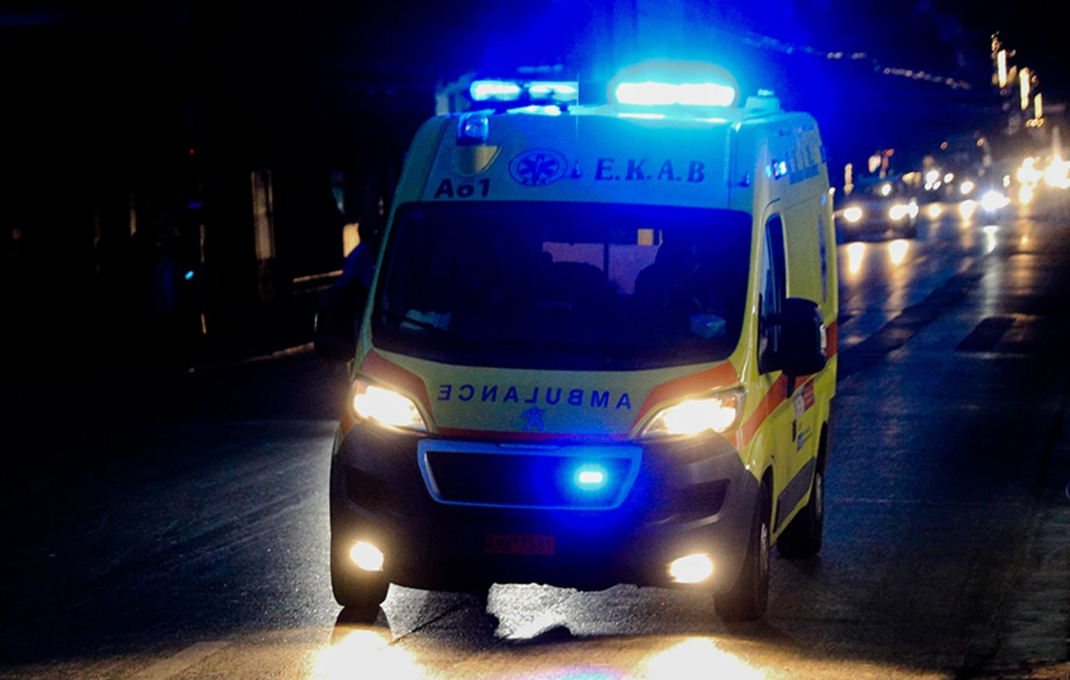 Άγριος ξυλοδαρμός διανομέα στο Παλαιό Φάληρο – «Είχαν λύσσα, με χτύπησαν με σφυρί, έτρεχαν τα αίματα»