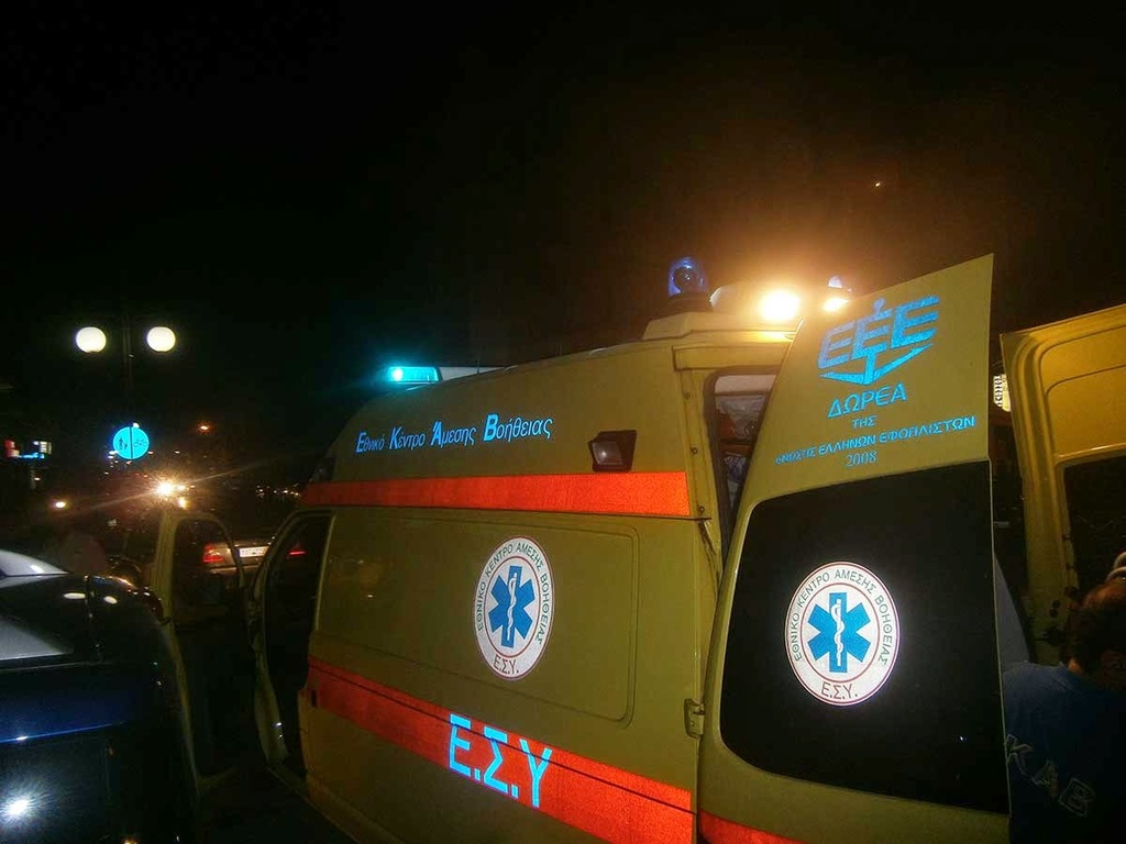 Λ. Βουλιαγμένης|: Καραμπόλα με τρεις τραυματίες και μία νεκρή
