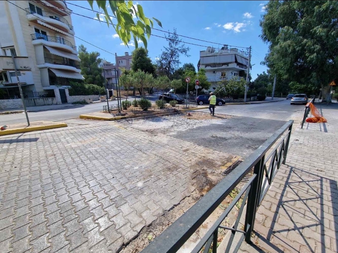Αφαίρεση της υπερυψωμένης διάβασης στην οδό Αγ.Δημητρίου στο Καλαμάκι