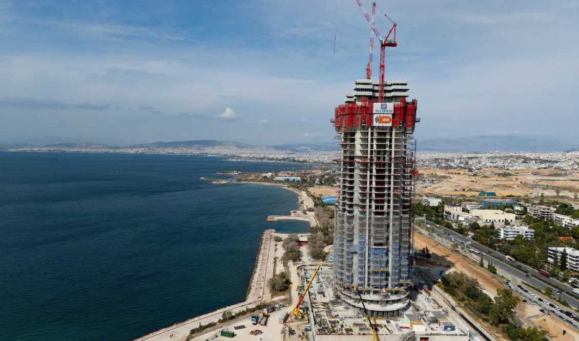 Στον 38ο όροφο έφτασε ο Riviera Tower στο Ελληνικό