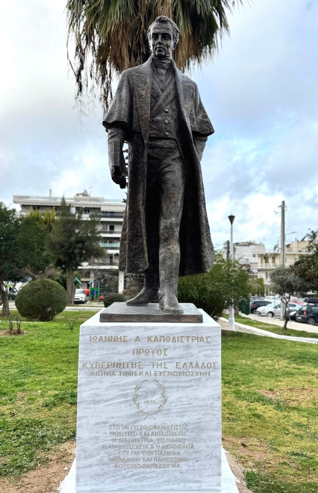 Ανδριάντας του Ιωάννη Καποδίστρια τοποθετήθηκε στο Ελληνικο - Πότε θα γίνουν τα επίσημα εγκαίνια