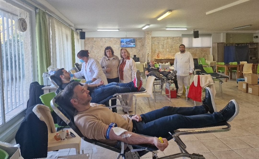Συνεχίζεται και σήμερα η Εθελοντική Αιμοδοσία στον Άλιμο