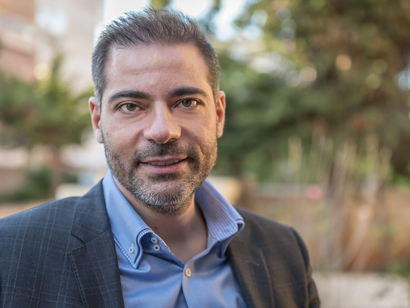 Η παιδική φωτογραφία και το «ευχαριστώ» του Ανδρέα Κονδύλη για τις ευχές των γενεθλίων του