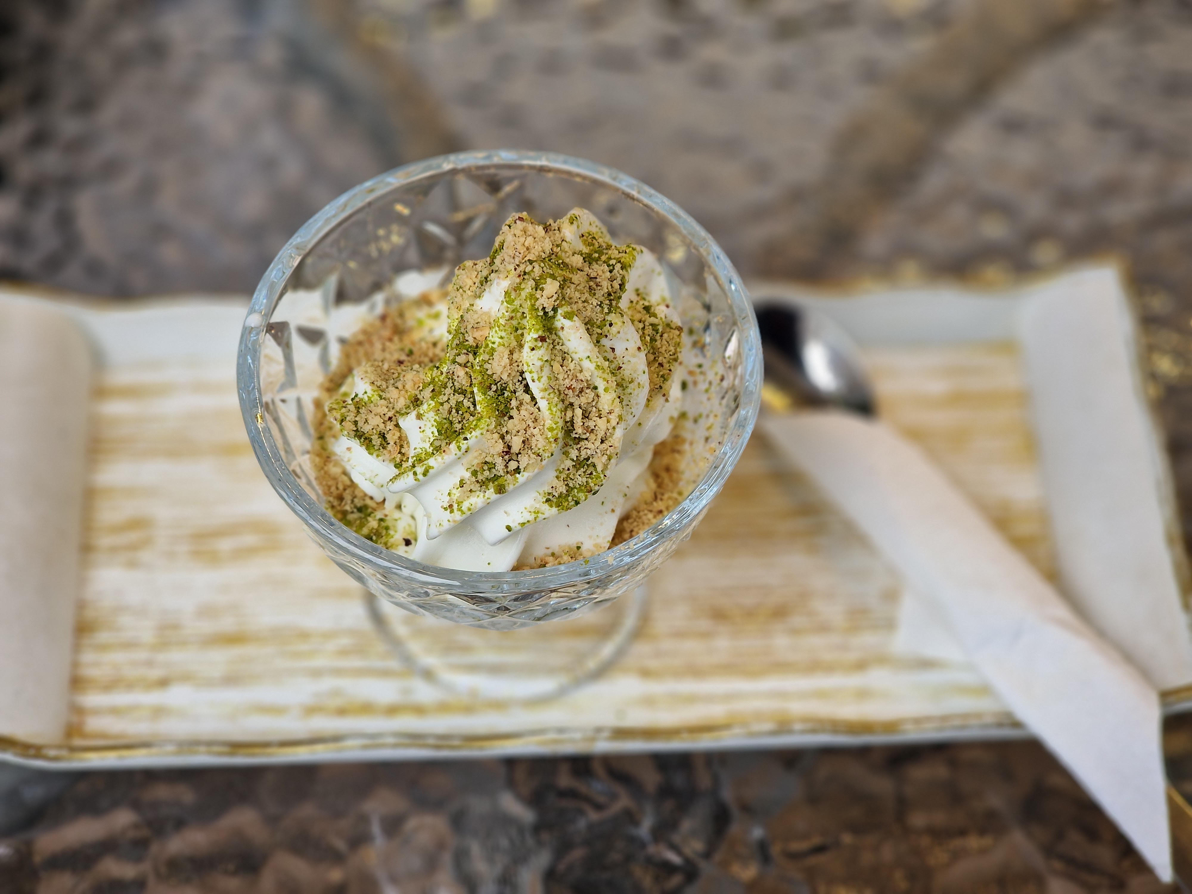 Στο Smyrni Baklava θα απολαύσετε πραγματικό frozen yogurt χωρίς συντηρητικά