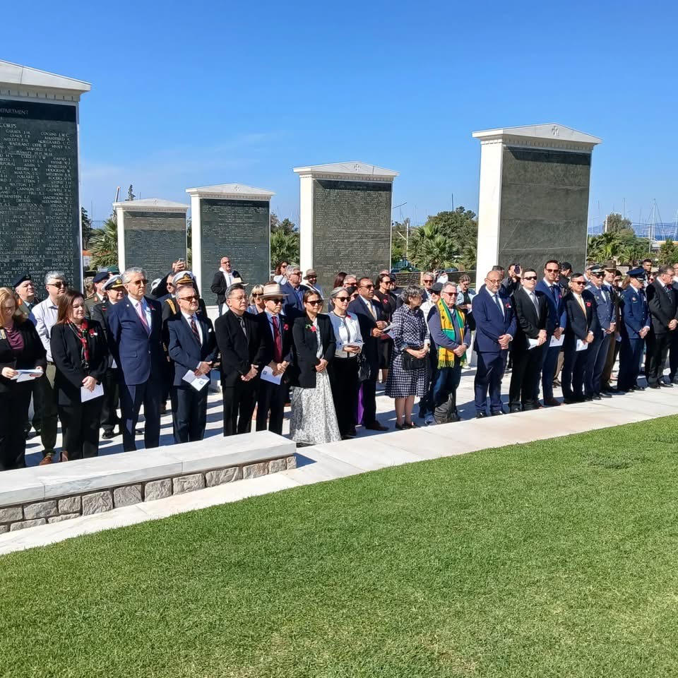 Κατάθεση στεφάνων για την ημέρα μνήμης της ANZAC Day στο Συμμαχικό Κοιμητήριο Αλίμου