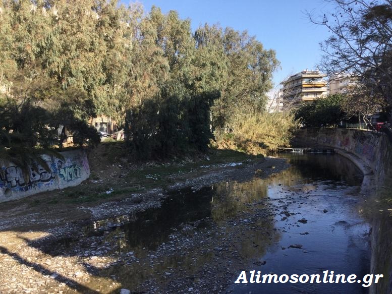 Ρέμα Πικροδάφνης: Πώς πήρε το όνομά του