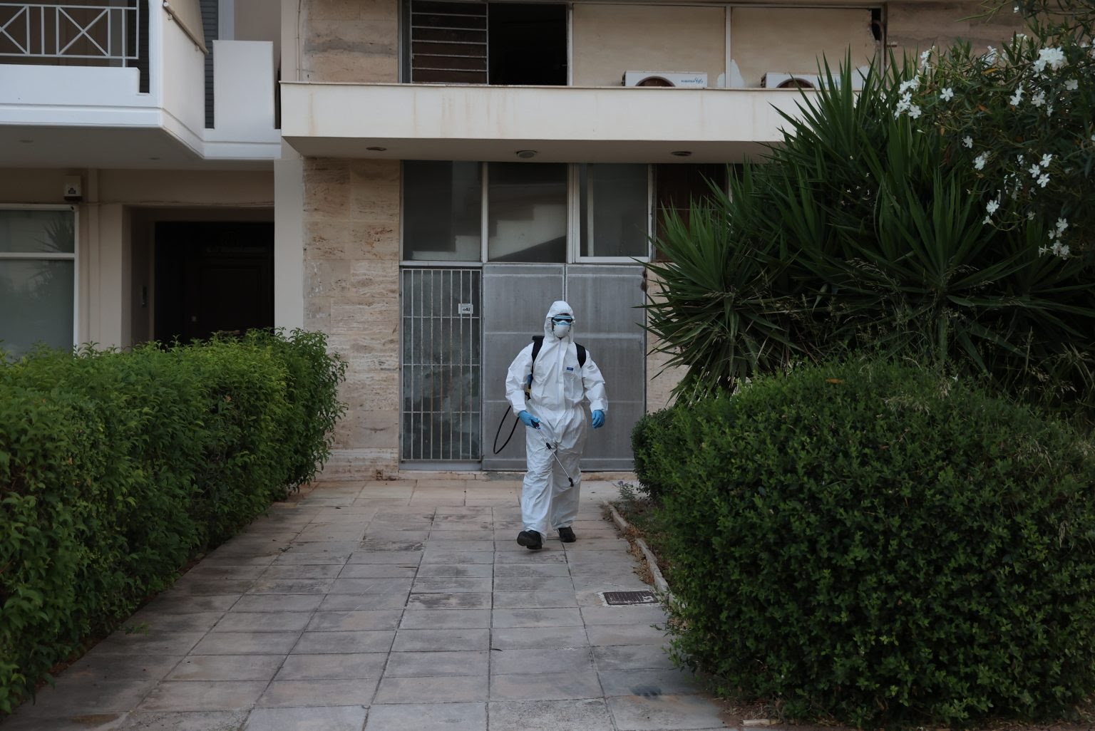 Ιός του δυτικού Νείλου: Ψεκασμοί στη Γλυφάδα μετά το επιβεβαιωμένο κρούσμα