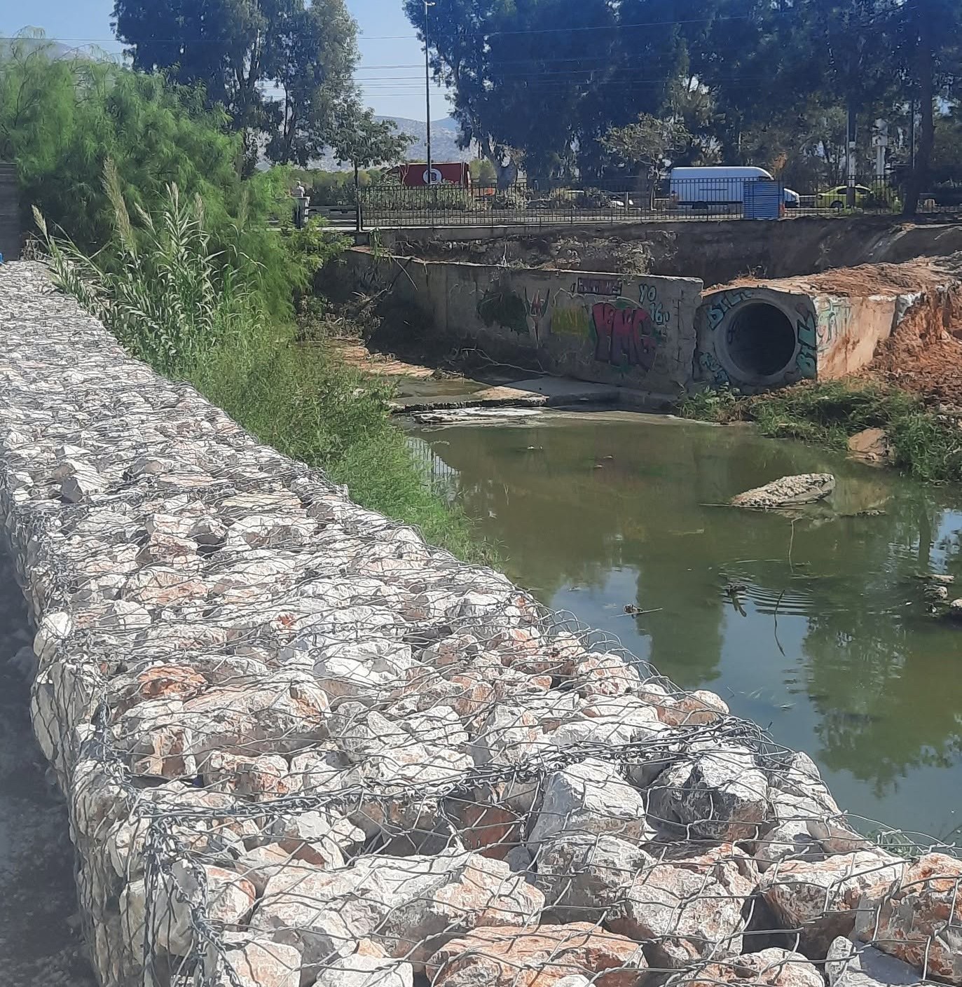 Το  «όχι» του Δημοτικού Συμβουλίου Αλίμου σε εργασίες της Lamda στο Ρέμα Τραχώνων